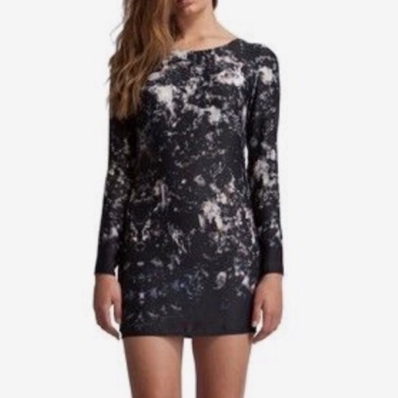 STYLESTALKER Lithium Tunic Dress - Picture 1 of 9